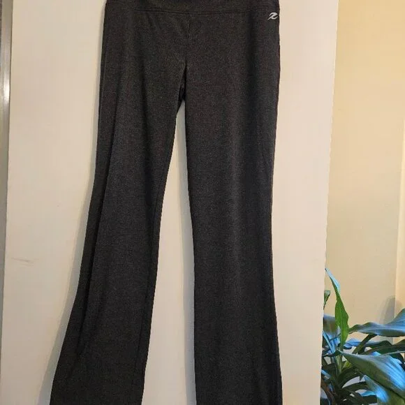 Bundle of 2 gray Yoga exercise Pants size Med and L - Picture 6 of 10